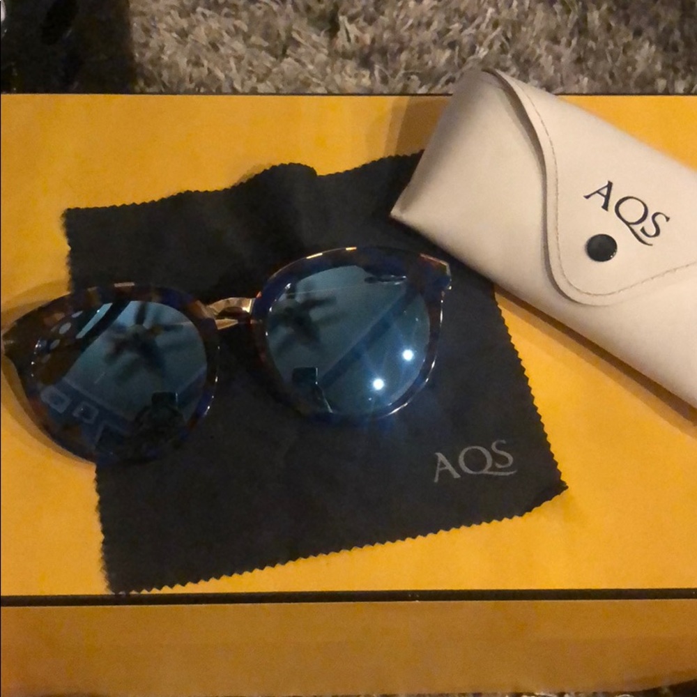 AQS mirrored Aviators